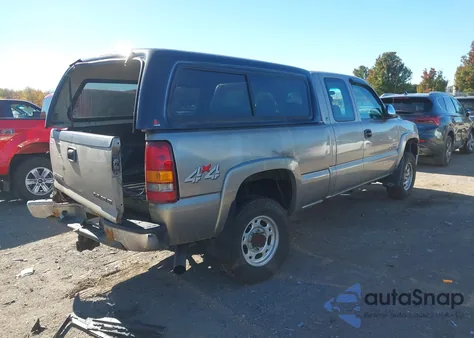 2001 Chevrolet Silverado 2500Hd Ls from USA, damaged, VIN 1GCHK29161E337880